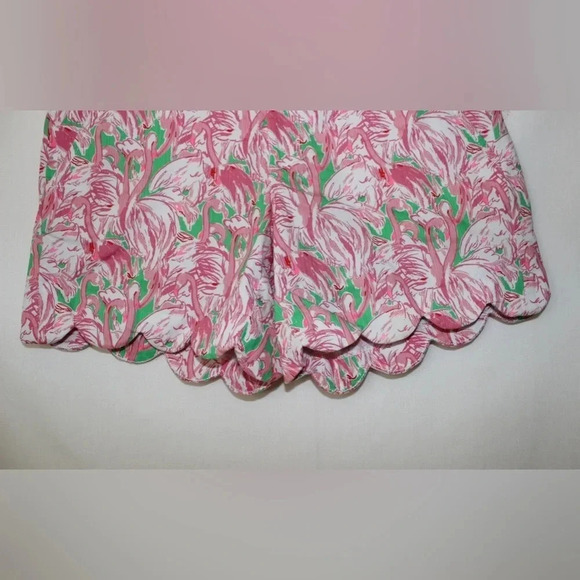 Lilly Pulitzer 5" Buttercup Mid Rise Scalloped Shorts in Pink Colony Flamingo 4 - Picture 4 of 14